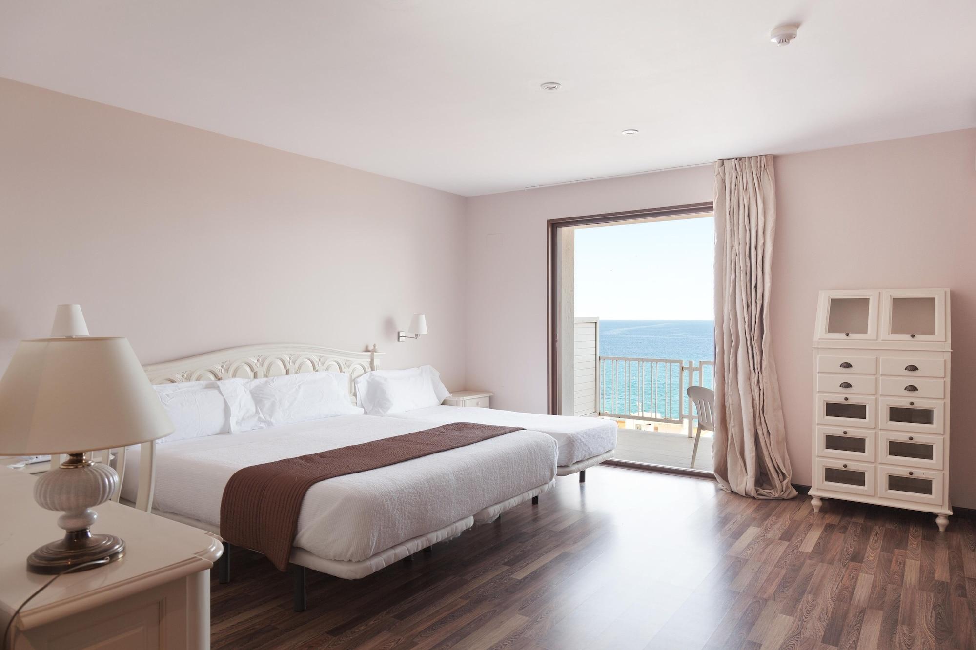 Hotel Roger De Flor By Seleqtta Lloret de Mar Exterior photo